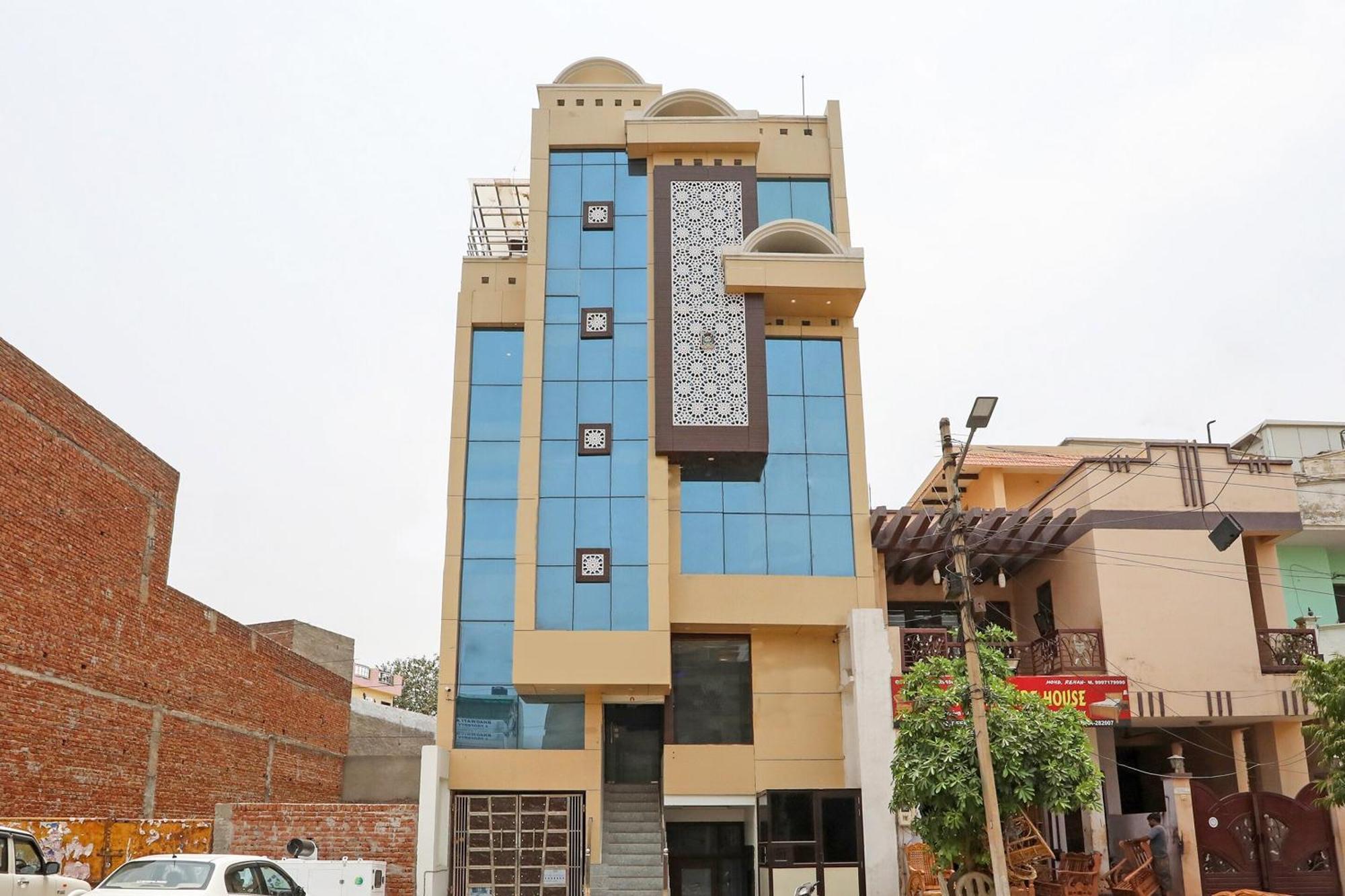 Oyo Hotel Vaishnavi Heritage Inn Agra  Bagian luar foto