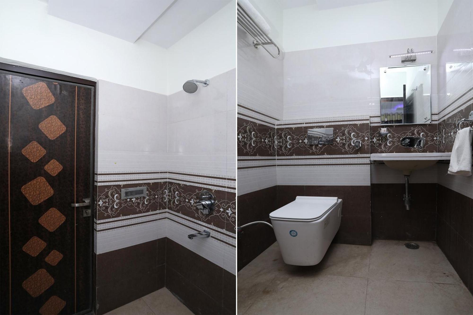 Oyo Hotel Vaishnavi Heritage Inn Agra  Bagian luar foto